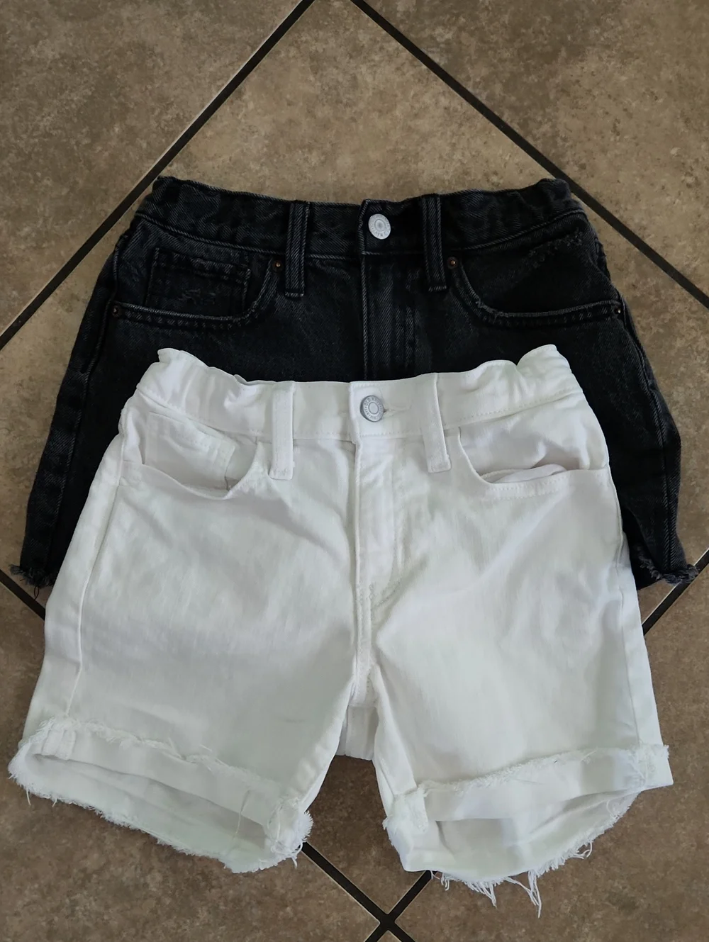 Old Navy Girls Two-Pack Denim Shorts — White & Black